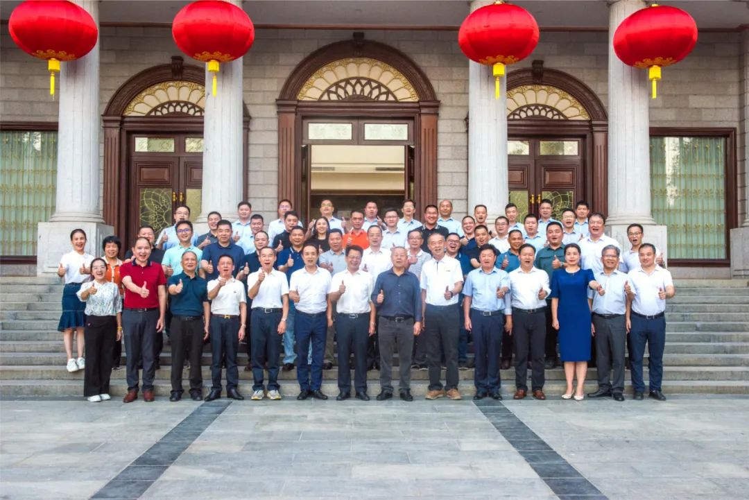 威華集團(tuán)助力“我的家鄉(xiāng)我建設(shè)”平遠(yuǎn)縣熱柘鎮(zhèn)鄉(xiāng)賢回鄉(xiāng)考察活動(dòng)順利舉行！